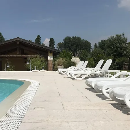 Farm stay Agriturismo Corte Salandini *