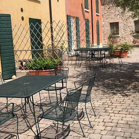 Agriturismo Corte Salandini Farm stay Ponti sul Mincio
